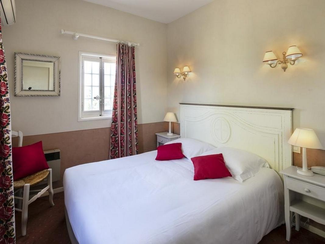Demeures Et Chateaux Hotel L'Hermitage Pernes-les-Fontaines Εξωτερικό φωτογραφία